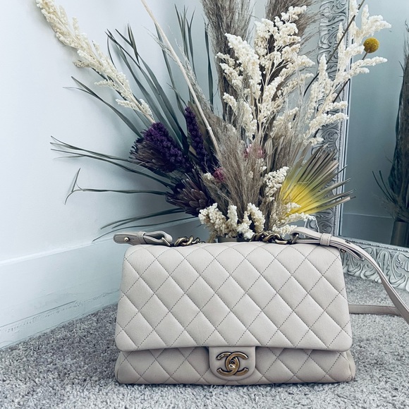 Chanel Trapezio Bag. Large. - Picture 7 of 17